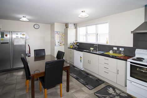 Photo of property in 43 Frederick Street, Carterton, 5713