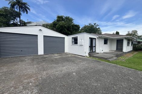 Photo of property in 83 Awanui Street, Merrilands, New Plymouth, 4312