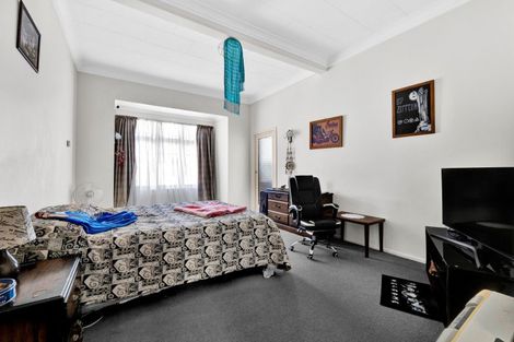 Photo of property in 10 Morrissey Street, Hawera, 4610