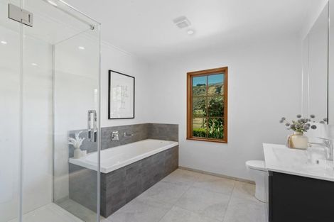 Photo of property in 351 Morven Ferry Road, Arrow Junction, 9371