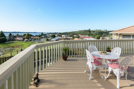 Photo of property in 7 Oakland Way, Welcome Bay, Tauranga, 3112