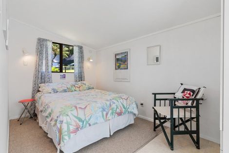 Photo of property in 445 Onemana Drive, Onemana, Whangamata, 3691