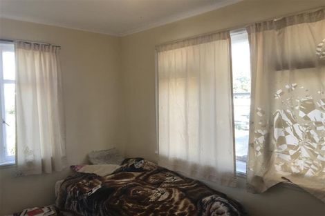 Photo of property in 1/27 Christmas Road, Manurewa, Auckland, 2102