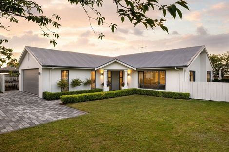 Photo of property in 7 Oaklands Drive, Cambridge, 3434