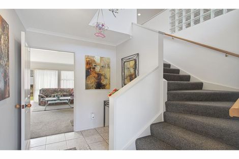 Photo of property in 78 Sunset Road, Unsworth Heights, Auckland, 0632
