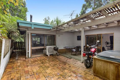 Photo of property in 19 Tainui Road, Titirangi, Auckland, 0604