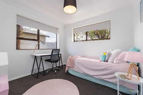 Photo of property in 27f2- Merton Street, Trentham, Upper Hutt, 5018