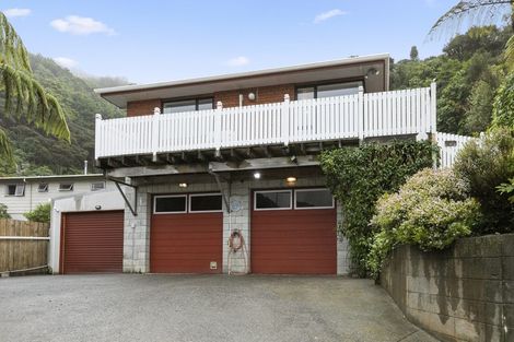 Photo of property in 36 Kowhai Street, Wainuiomata, Lower Hutt, 5014