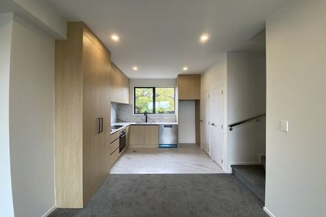 Photo of property in 7/113 Te Atatu Road, Te Atatu South, Auckland, 0610