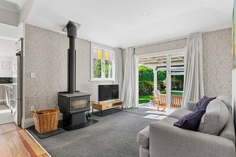 Photo of property in 16 Parr Street, Frankton, Hamilton, 3204