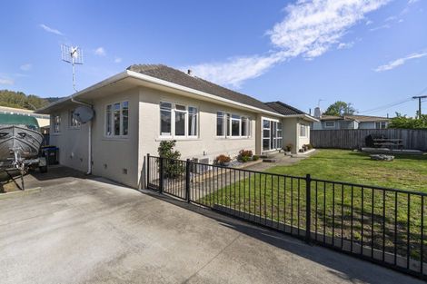 Photo of property in 5 Bledisloe Avenue, Stoke, Nelson, 7011