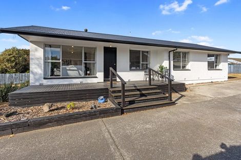 Photo of property in 25 Heathglen Avenue, Parklands, Christchurch, 8083
