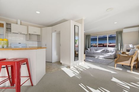 Photo of property in 8 Montrose Place, Pyes Pa, Tauranga, 3112