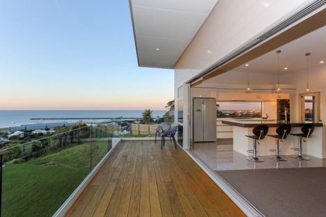Photo of property in 5a Mission Street, Moturoa, New Plymouth, 4310