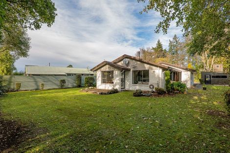 Photo of property in 3 Bluff Street, Coalgate, 7673