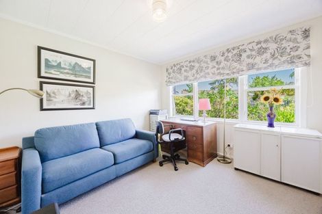 Photo of property in 32 Kent Terrace, Taradale, Napier, 4112