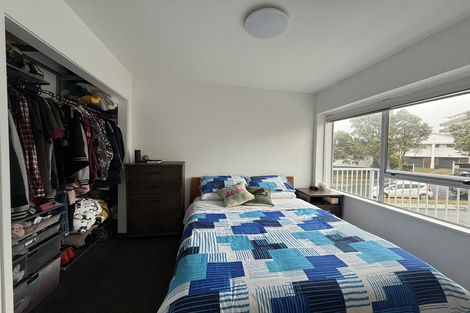 Photo of property in 12/32u Akaroa Drive, Maupuia, Wellington, 6022