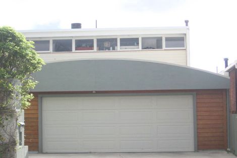 Photo of property in 43 Tanera Crescent, Brooklyn, Wellington, 6021