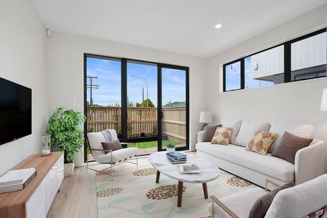 Photo of property in 1/88 Gloria Avenue, Te Atatu Peninsula, Auckland, 0610