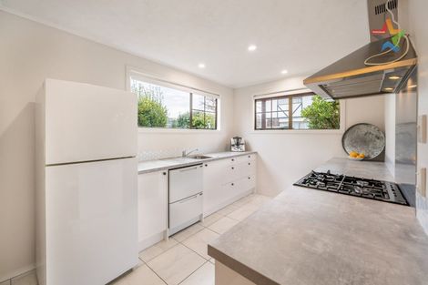 Photo of property in 2 Mcenroe Grove, Naenae, Lower Hutt, 5011