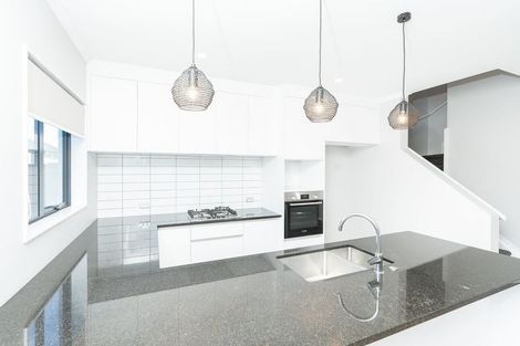 Photo of property in 10/15u Onukutara Place, Huntington, Hamilton, 3281