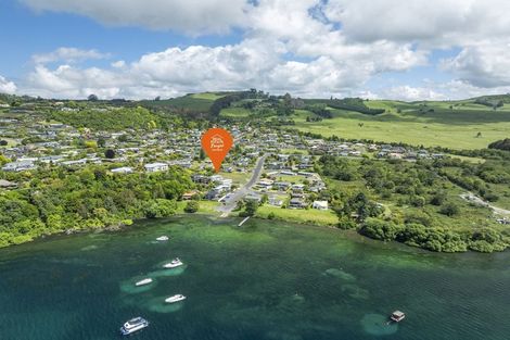 Photo of property in 4/22 Alberta Street, Acacia Bay, Taupo, 3330
