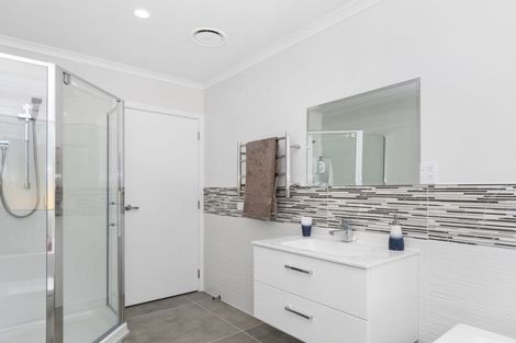 Photo of property in 3 Moira Close, Welcome Bay, Tauranga, 3175