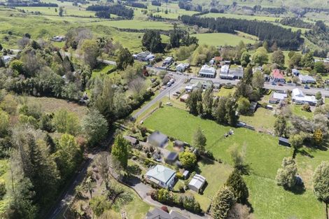 Photo of property in 11a Grammar Street, Kimbolton, 4777