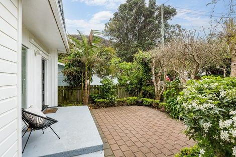 Photo of property in 26 Miro Street, Eastbourne, Lower Hutt, 5013