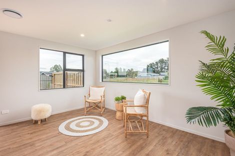 Photo of property in 18 Plover Avenue, Amberley, 7410