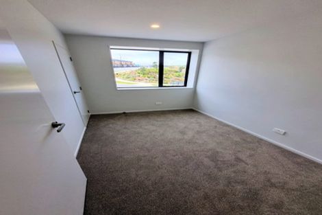 Photo of property in 17 Bee Lane, Whitby, 5024