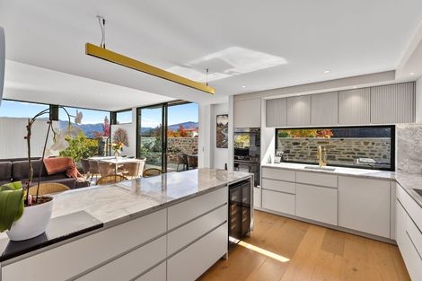 Photo of property in 34 Minaret Ridge, Wanaka, 9305