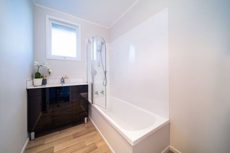 Photo of property in 8 Quennell Avenue, Favona, Auckland, 2024