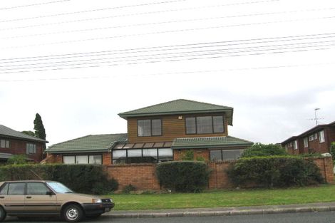 Photo of property in 2/91 Ocean View Road, Hillcrest, Auckland, 0627