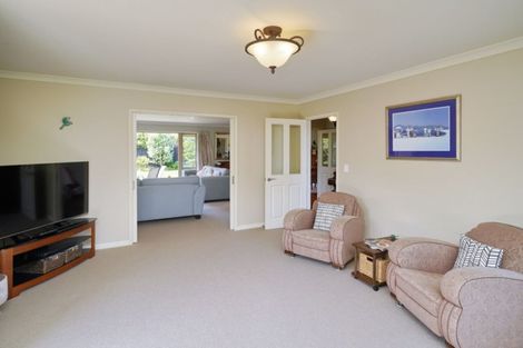 Photo of property in 10 Iti Place, Parklands, Christchurch, 8083