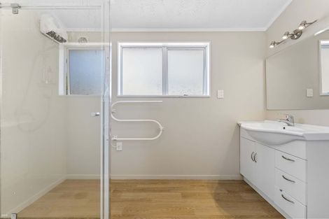 Photo of property in 43 Arthur Crescent, Hilltop, Taupo, 3330