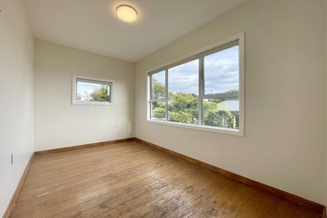 Photo of property in 181 Tukapa Street, Westown, New Plymouth, 4310