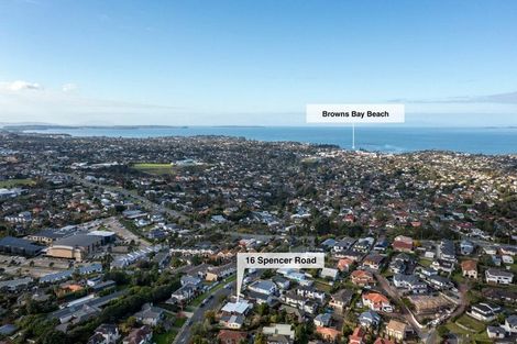 Photo of property in 16 Spencer Road, Pinehill, Auckland, 0632