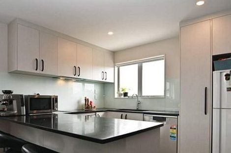 Photo of property in 2/49 Arawa Street, New Lynn, Auckland, 0600