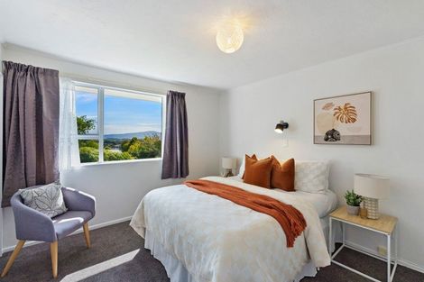 Photo of property in 61 Kakariki Grove, Waikanae, 5036