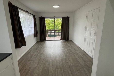 Photo of property in 45 Murvale Drive, Bucklands Beach, Auckland, 2014