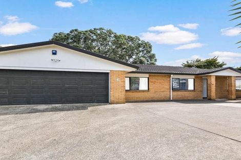 Photo of property in 6 Glenveagh Park Drive, Manurewa, Auckland, 2102