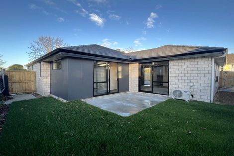 Photo of property in 41u2 Kenney Crescent, Fairfield, Hamilton, 3214