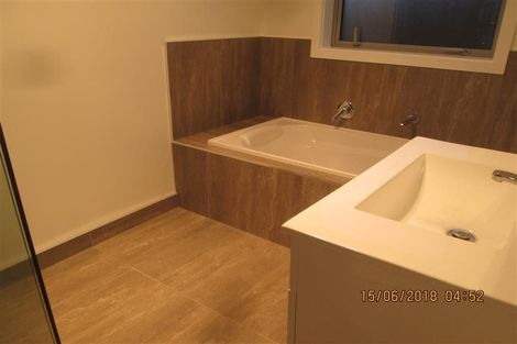 Photo of property in 8 Hehan Close, Cambridge, 3434