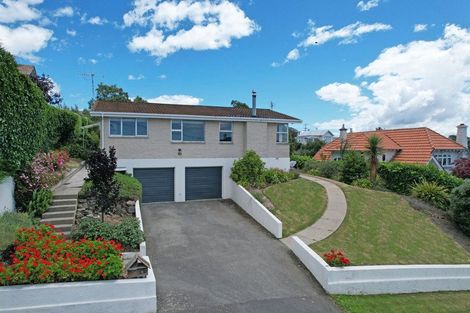 Photo of property in 16 Ure Street, South Hill, Oamaru, 9400