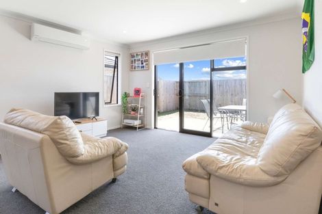 Photo of property in 22 Tamapahore Boulevard, Papamoa Beach, Papamoa, 3118