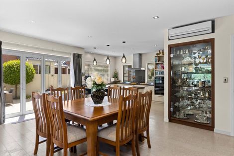 Photo of property in 16 Le Quesnoy Place, Cambridge, 3434