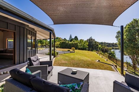 Photo of property in 13 James Kemp Place, Kerikeri, 0230