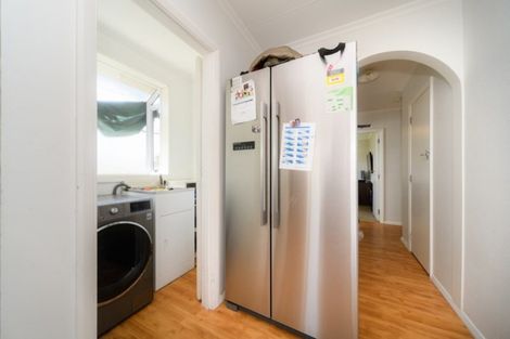 Photo of property in 6 Stephens Crescent, Highbury, Palmerston North, 4412