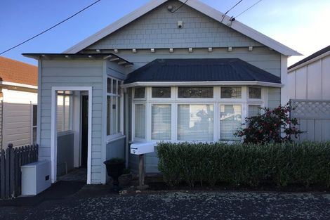 Photo of property in 9 Herald Terrace, Berhampore, Wellington, 6023